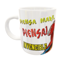 ¡Piensa Mark, Piensa! Omni Man Invencible Plantilla Editable para Taza Gratis